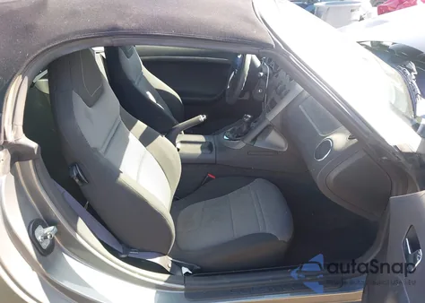 2006 Pontiac Solstice z USA, uszkodzony, nr VIN 1G2MB33B36Y101350